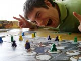 игра "Хаотичный подъем на зараженный замок!": Поверьте, был лишь миг... дальше только слезы